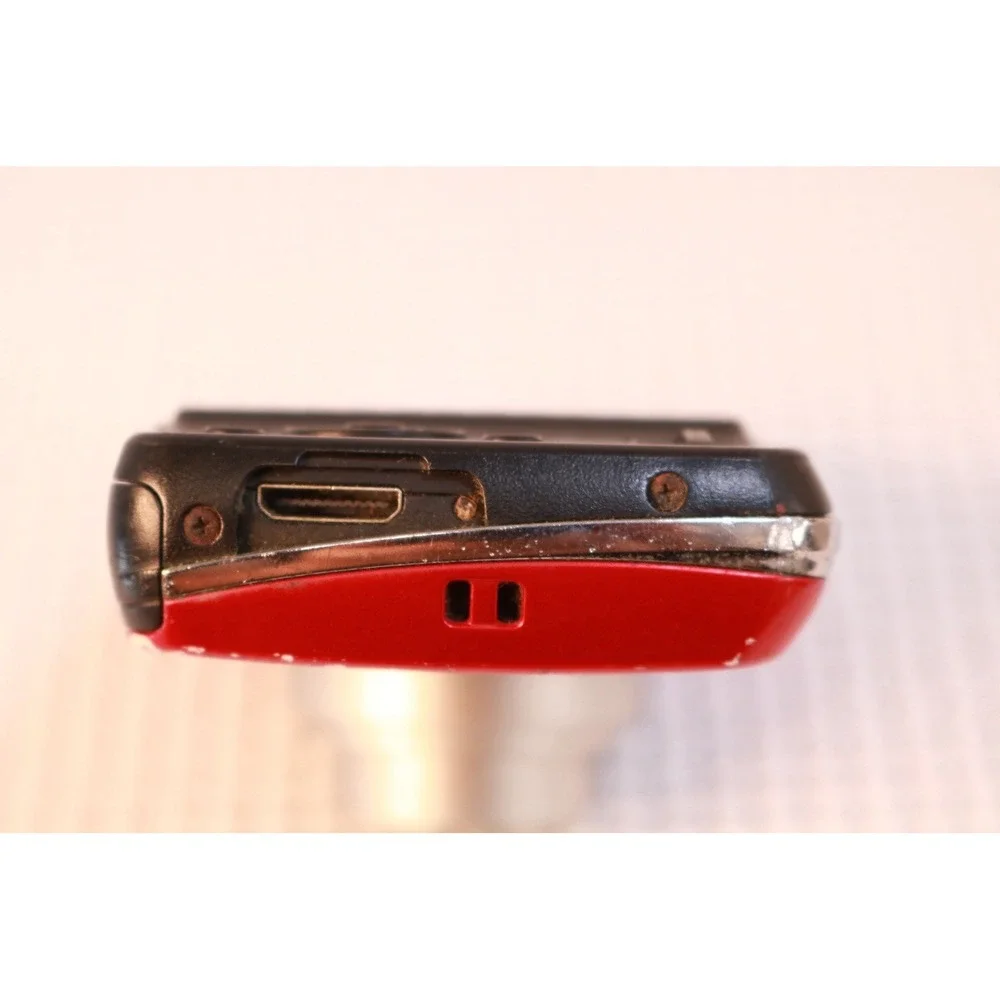 Samsung PL20 Digital Camera Red 5x Zoom Untested For Parts Repair As Is